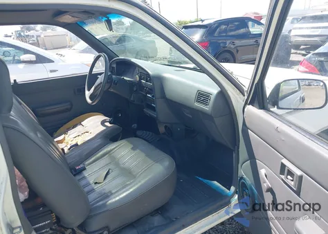 1990 Toyota Pickup 1/2 Ton Sht Wheelbase Dlx from USA, damaged, VIN JT4RN01P2L7034845